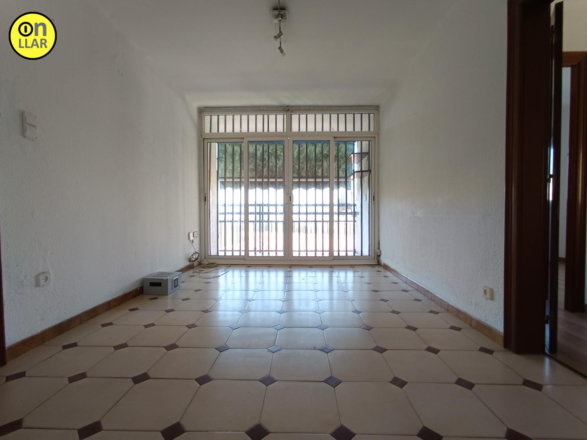 Flat for sale in La Llagosta  with Terrace and Balcony