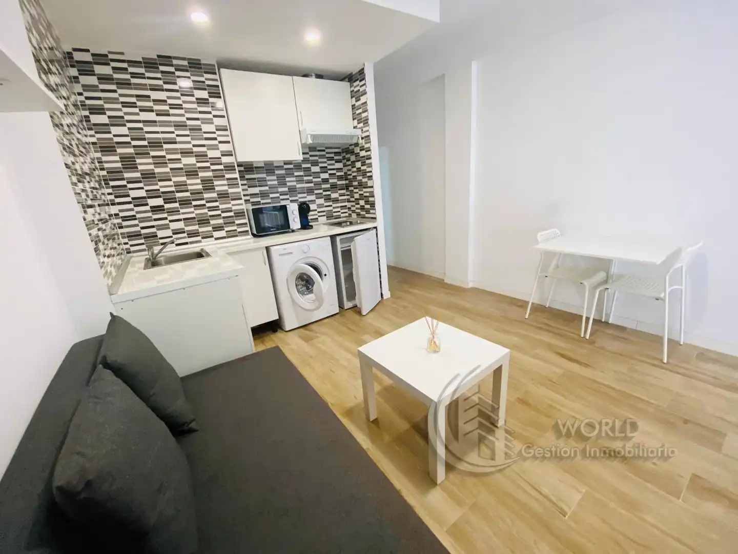 Wohnzimmer von Wohnung zur Miete in Madrid mit Klimaanlage, Heizung und Möbliert
