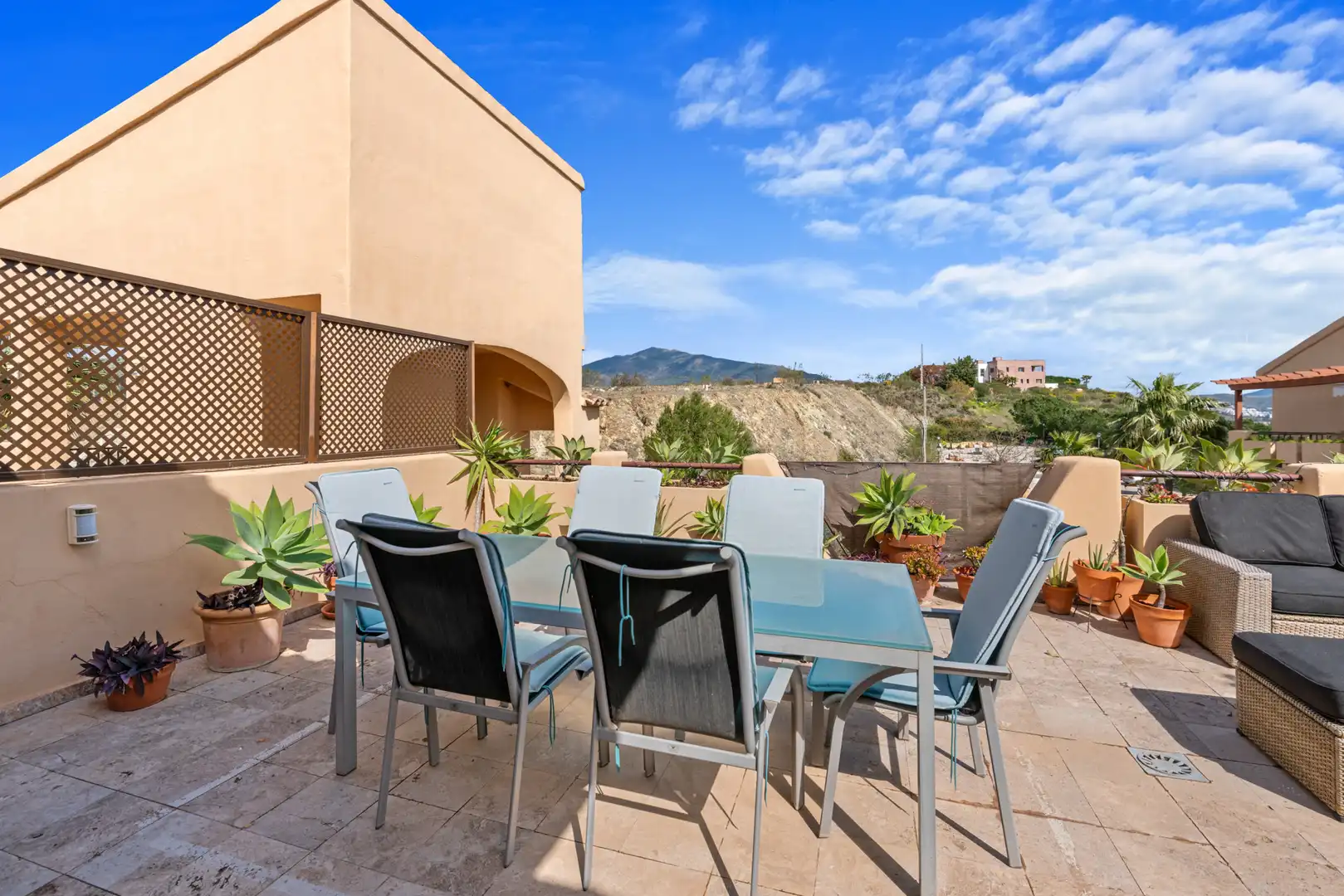 Penthouse with pool for sale in El Paraíso, imagen 13