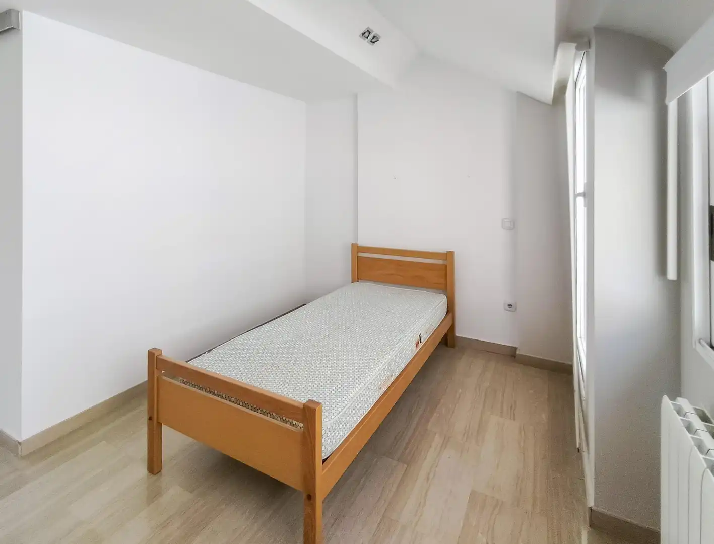 Casa adosada en venta en Alquenència - Venècia