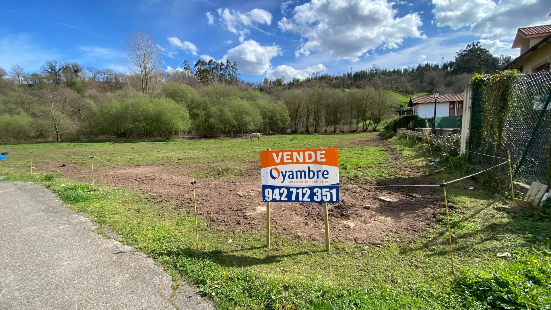 Residencial en venda a  GOLBARDO, 1018, Reocín