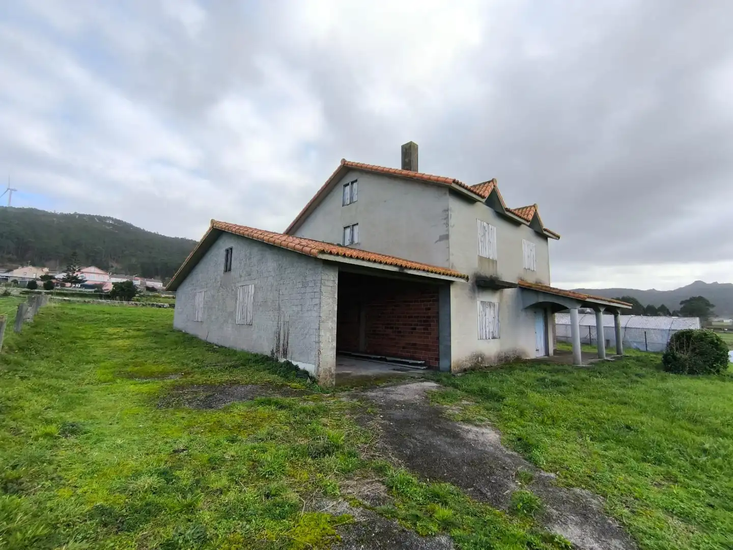 Exterior view of Houses for sale in Laxe