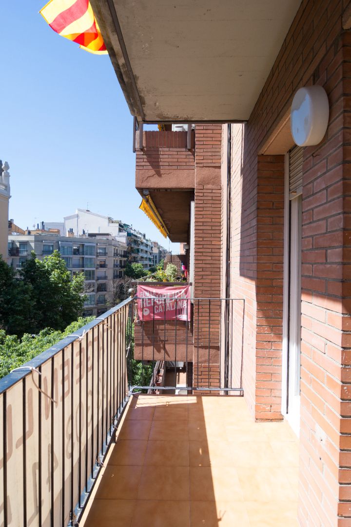 Balcony of Flat to rent in  Barcelona Capital  with Heating, Parquet flooring and Oven
