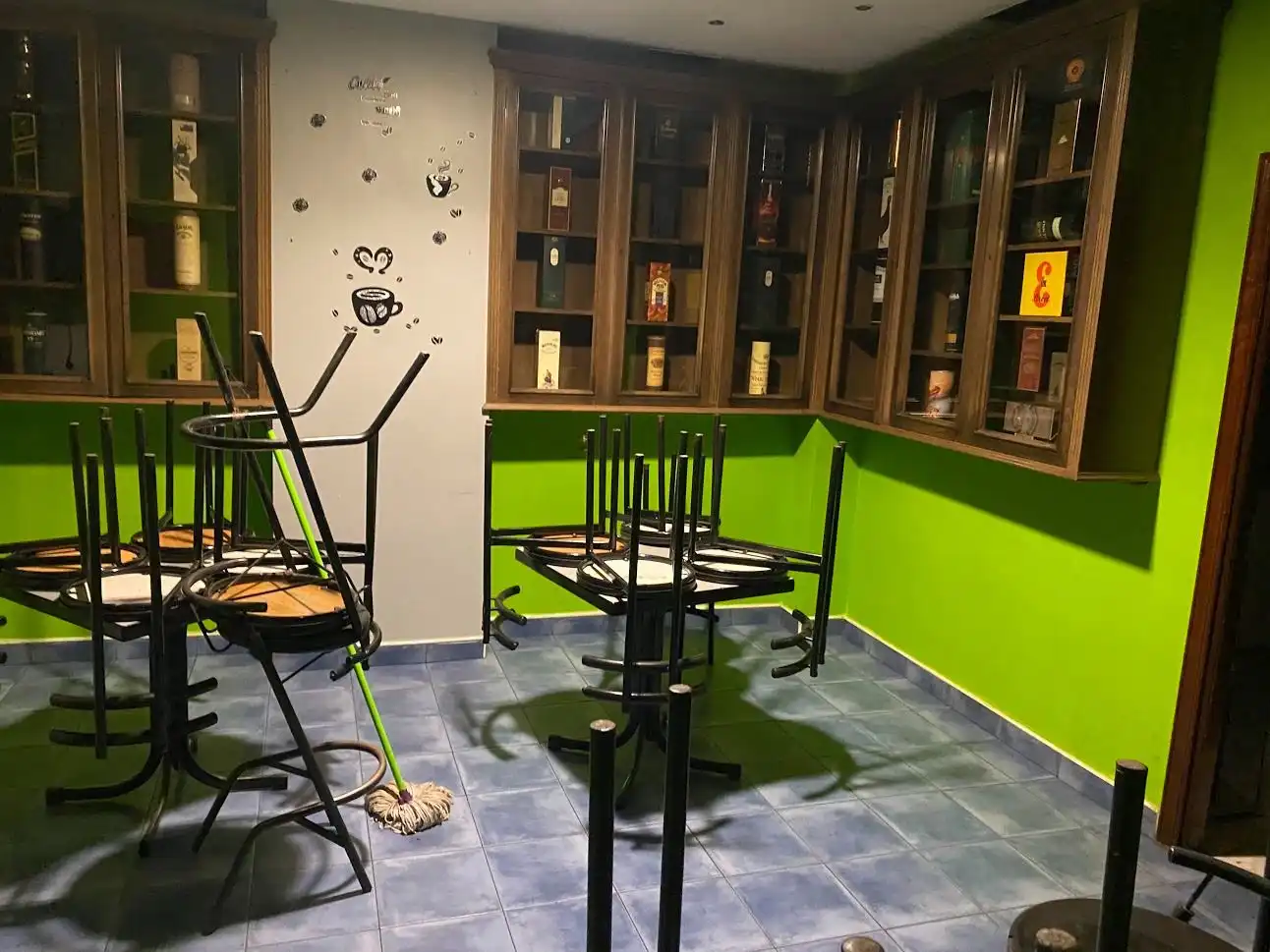 Local en venta en Valladolid con Aire acondicionado y Amueblado