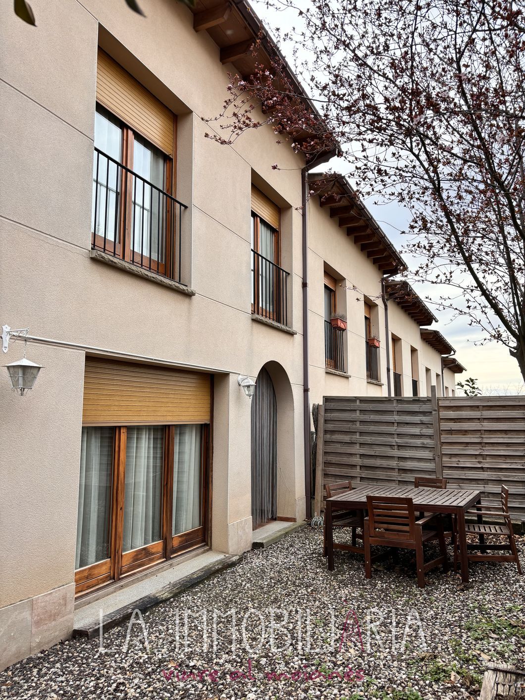 Vista exterior de Casa adosada en venda en Castellcir amb Calefacció i Jardí privat