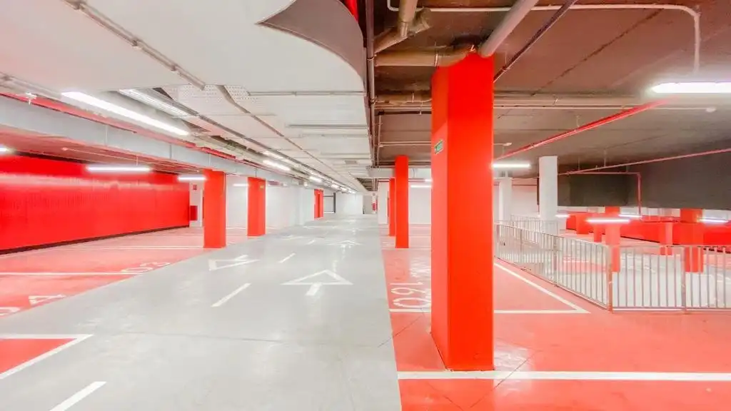 Parkplatz von Wohnung zur Miete in Málaga mit Klimaanlage, Heizung und Privatgarten