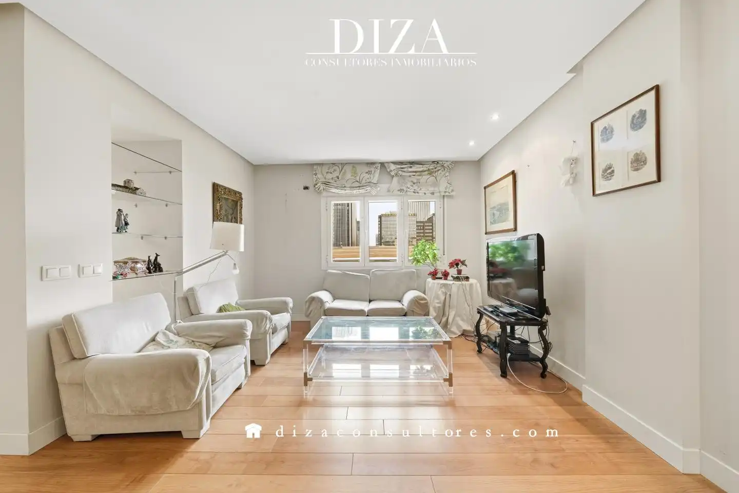 Piso con ascensor en venta en Plaza de Manolete, imagen 2