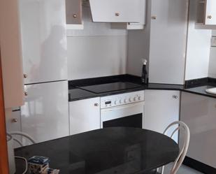 Kitchen of Duplex for sale in Cambados  with Parquet flooring, Furnished and Oven