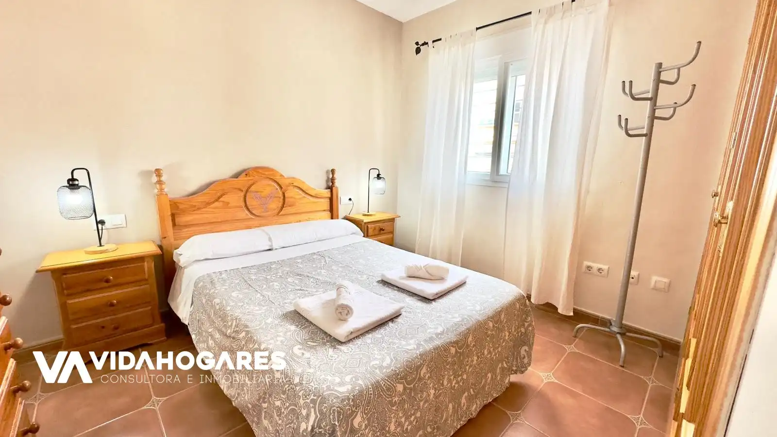 Bedroom of Flat for sale in Rota  with Air Conditioner