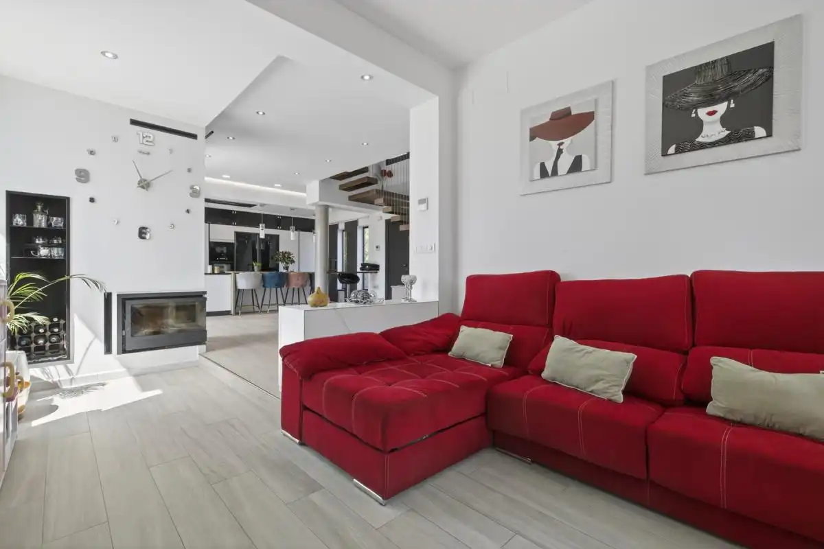 Sala de estar de Casa o chalet en venta en Bormujos con Aire acondicionado, Calefacción y Jardín privado