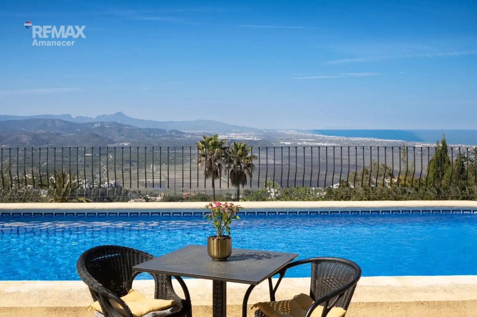 Terrassa de Casa o xalet en venda en El Ràfol d'Almúnia amb Aire condicionat, Jardí privat i Terrassa