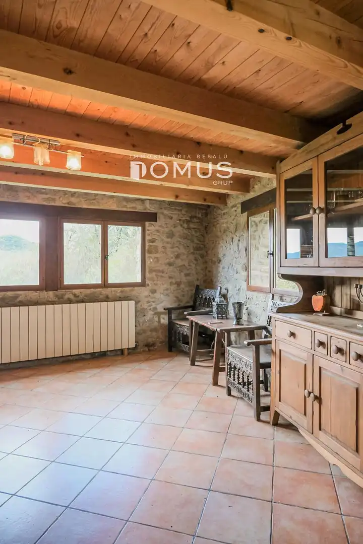 Finca rústica en venta en Santa Pau con Calefacción, Parquet y Piscina