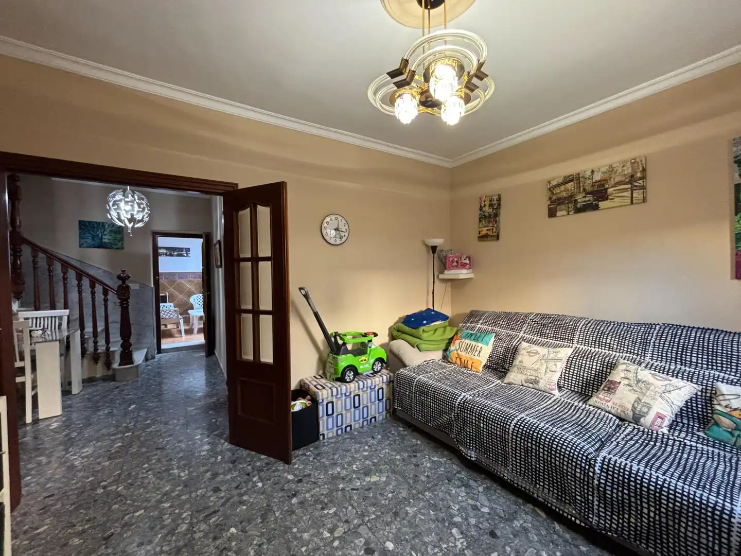 Sala de estar de Casa adosada en venta en Antequera con Aire acondicionado, Terraza y Balcón