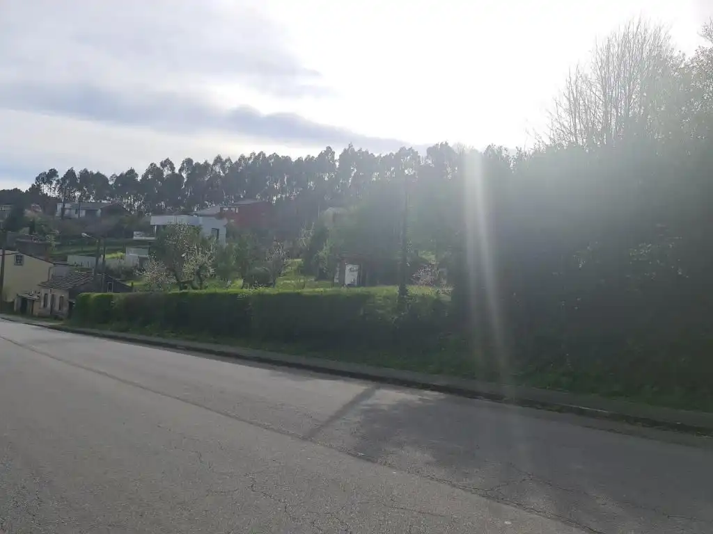 Wohnbaugrundstück zum Verkauf in Boiro