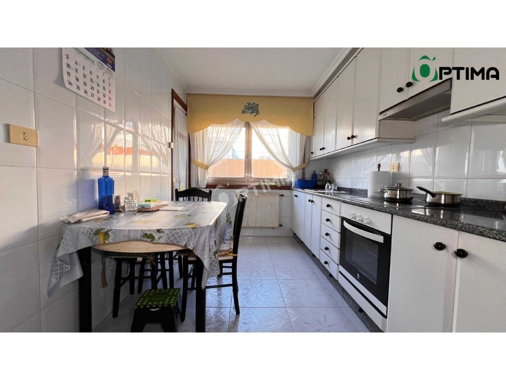 Kitchen of Flat for sale in A Coruña Capital 