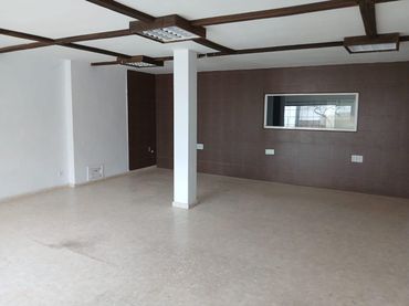 Local comercial en venda a Casco Antiguo