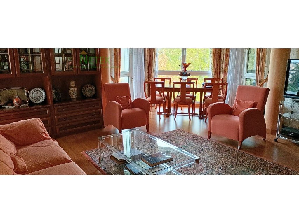 Flat for sale in N/A, La Flota