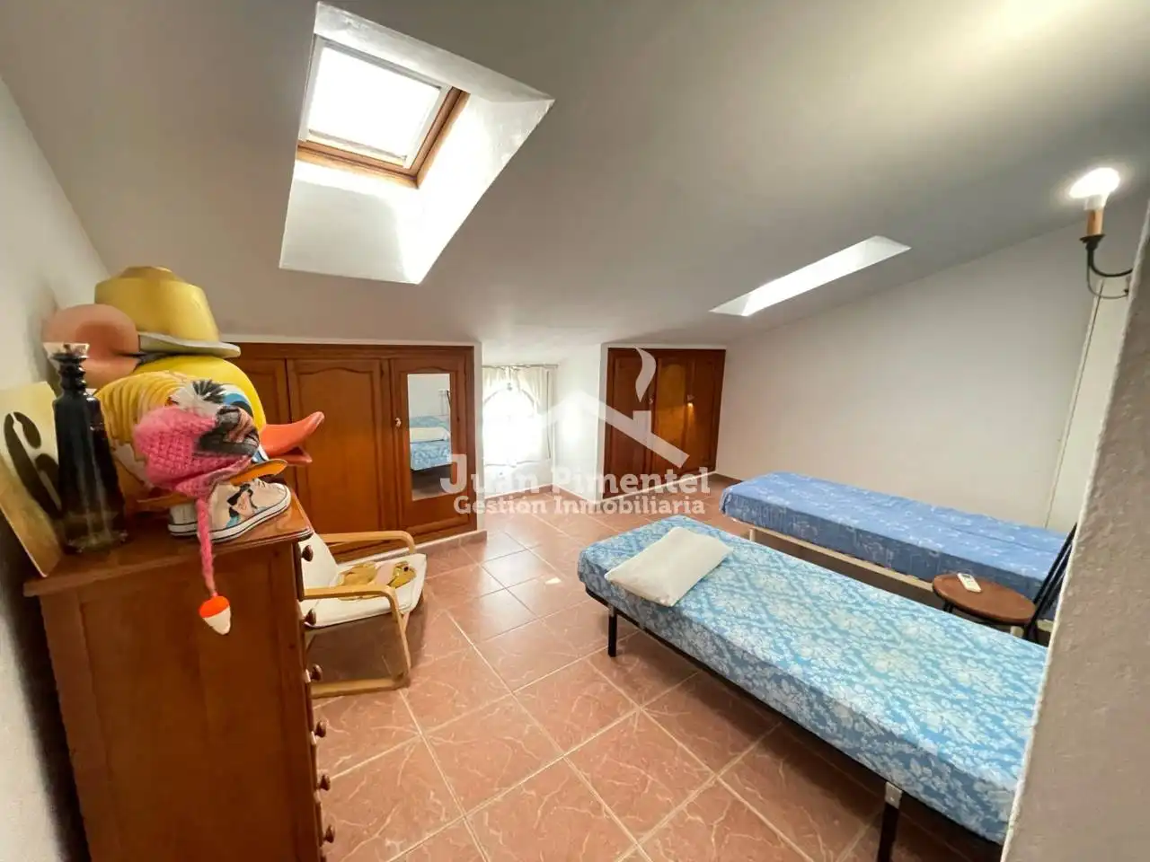 Detached homes for rent in Calle Casares, 1, Centro