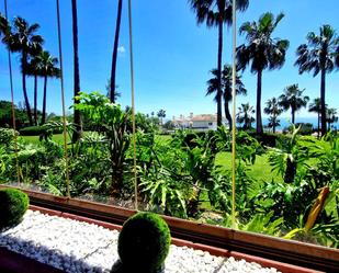 Jardí de Planta baixa en venda en Benalmádena amb Terrassa, Moblat i Forn