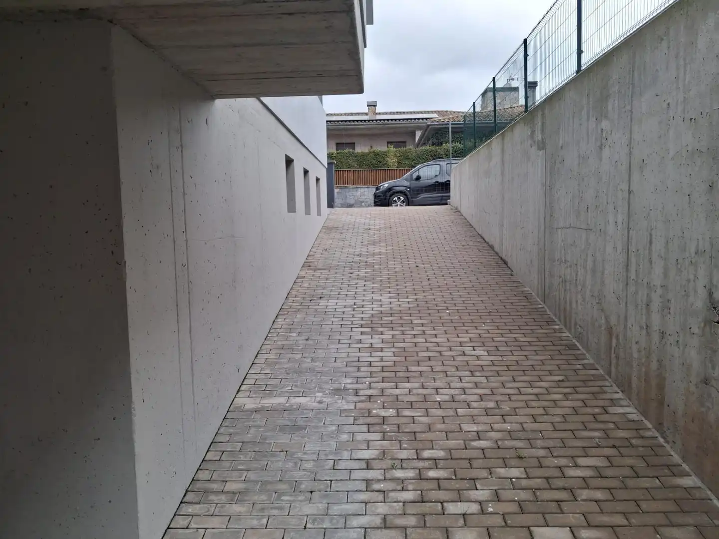 Parking de Casa o chalet en venta en Les Planes d'Hostoles con Calefacción, Terraza y Trastero
