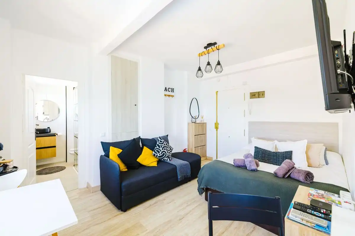 Vivienda con piscina en venta en Calle Alhamar, imagen 6