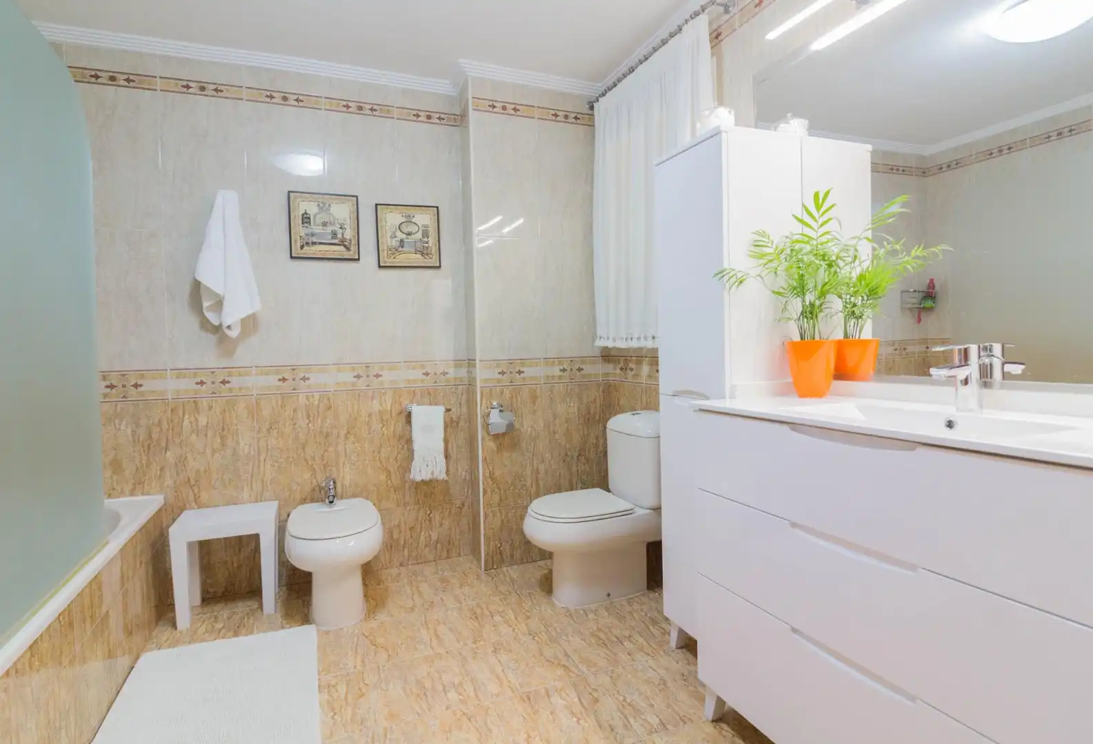 Baño de Casa o chalet en venta en Cox con Terraza, Trastero y Balcón