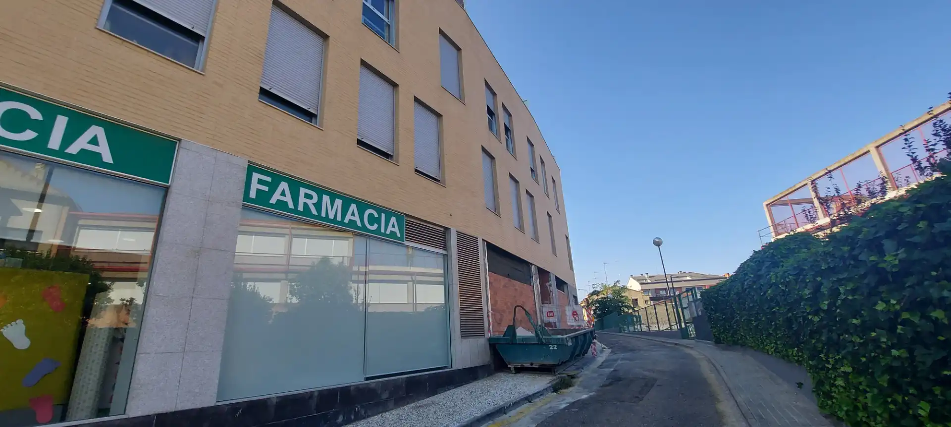 Appartamento con piscina in affitto a Avenida de San Antonio 36