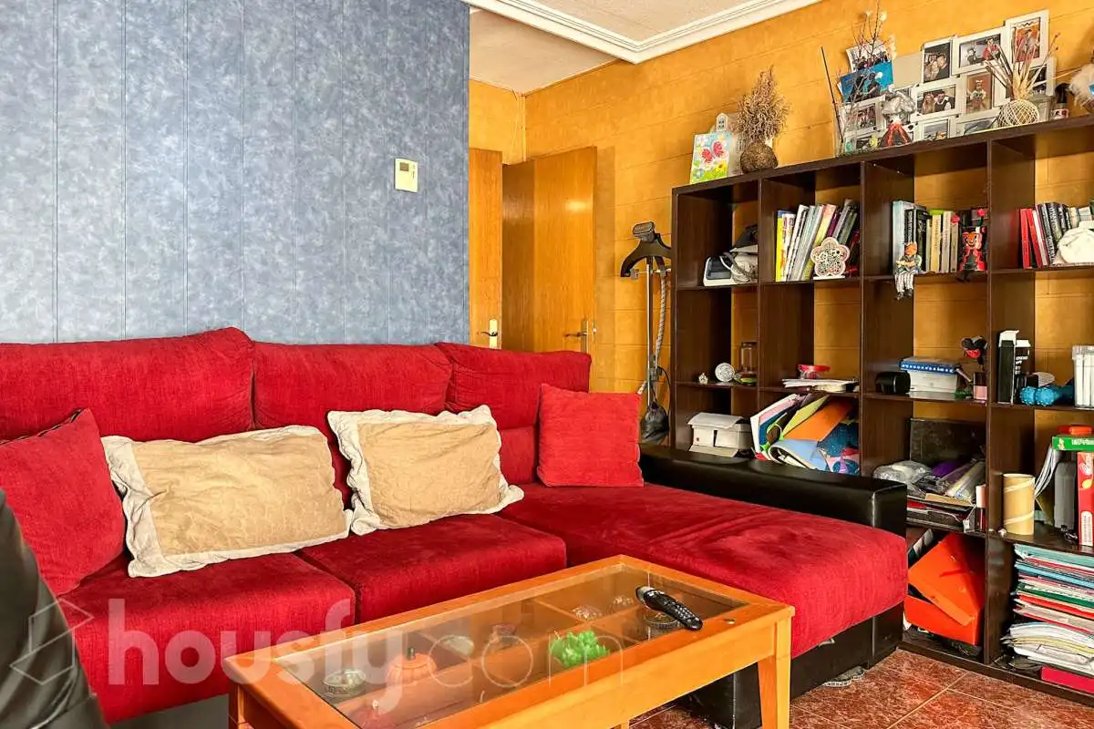Detached homes for sale in Calle del Grabado, Sector 3