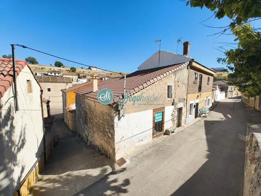 Vista exterior de Casa o chalet en venta en Fuentesoto con Calefacción
