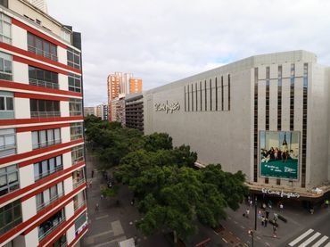 Piso con balcón en venta en Centro