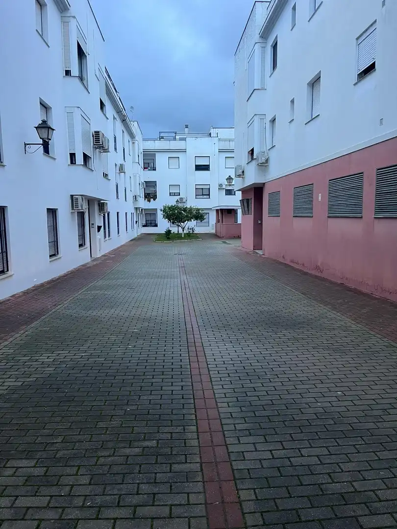 Vista exterior de Piso en venta en Villamartín con Aire acondicionado