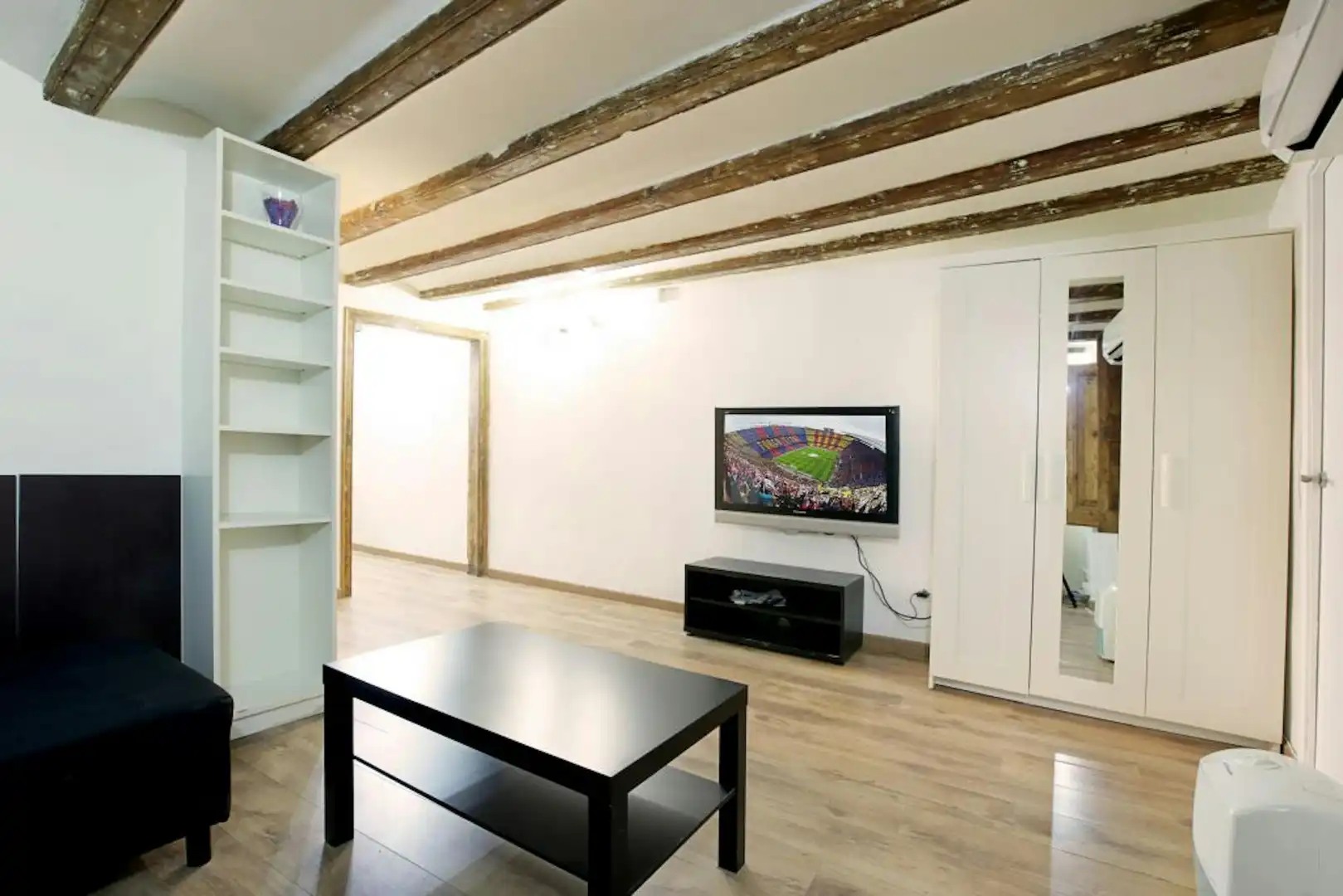 Living room of Flat for rent in Barcelona  with Heating, Furnished and Washing machine
