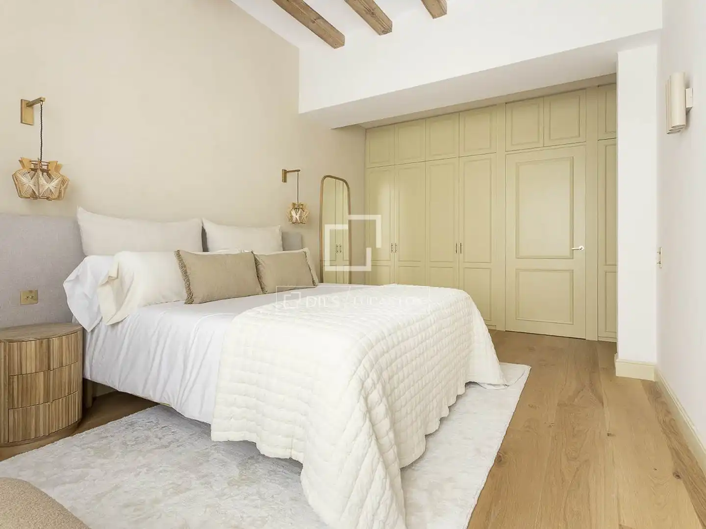 Bedroom of Flat for sale in Barcelona  with Air Conditioner, Heating and Parquet flooring