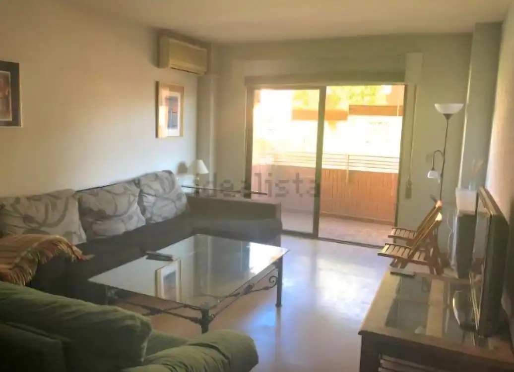 Sala d'estar de Pis de lloguer en Granada amb Aire condicionat, Calefacció i Moblat