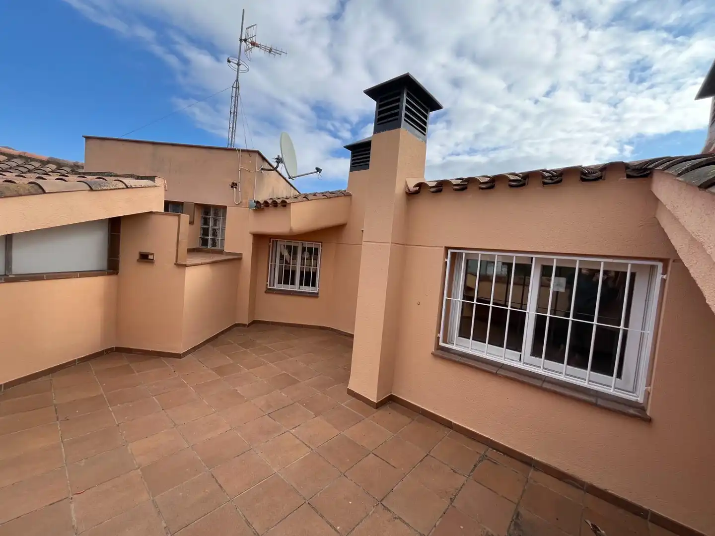 Exterior view of Duplexes for sale in Tordera  with Terrace and Balcony