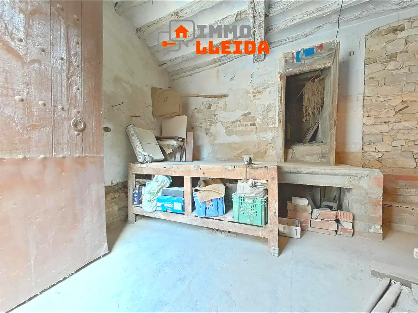 Casa adosada en venda en Vallbona de Les Monges amb Terrassa, Traster i Moblat
