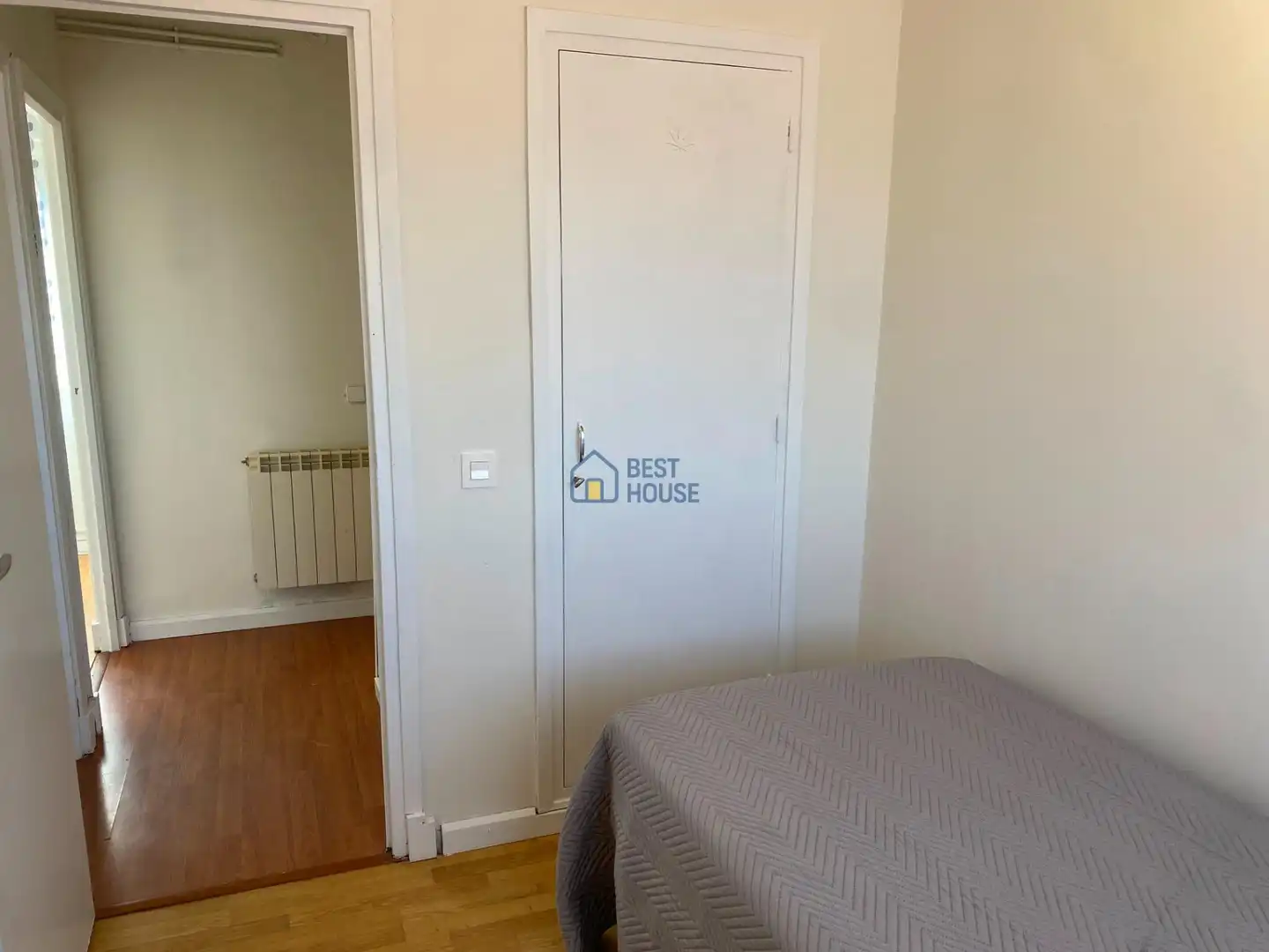 Habitación de Piso de alquiler en León Capital  con Calefacción y Amueblado