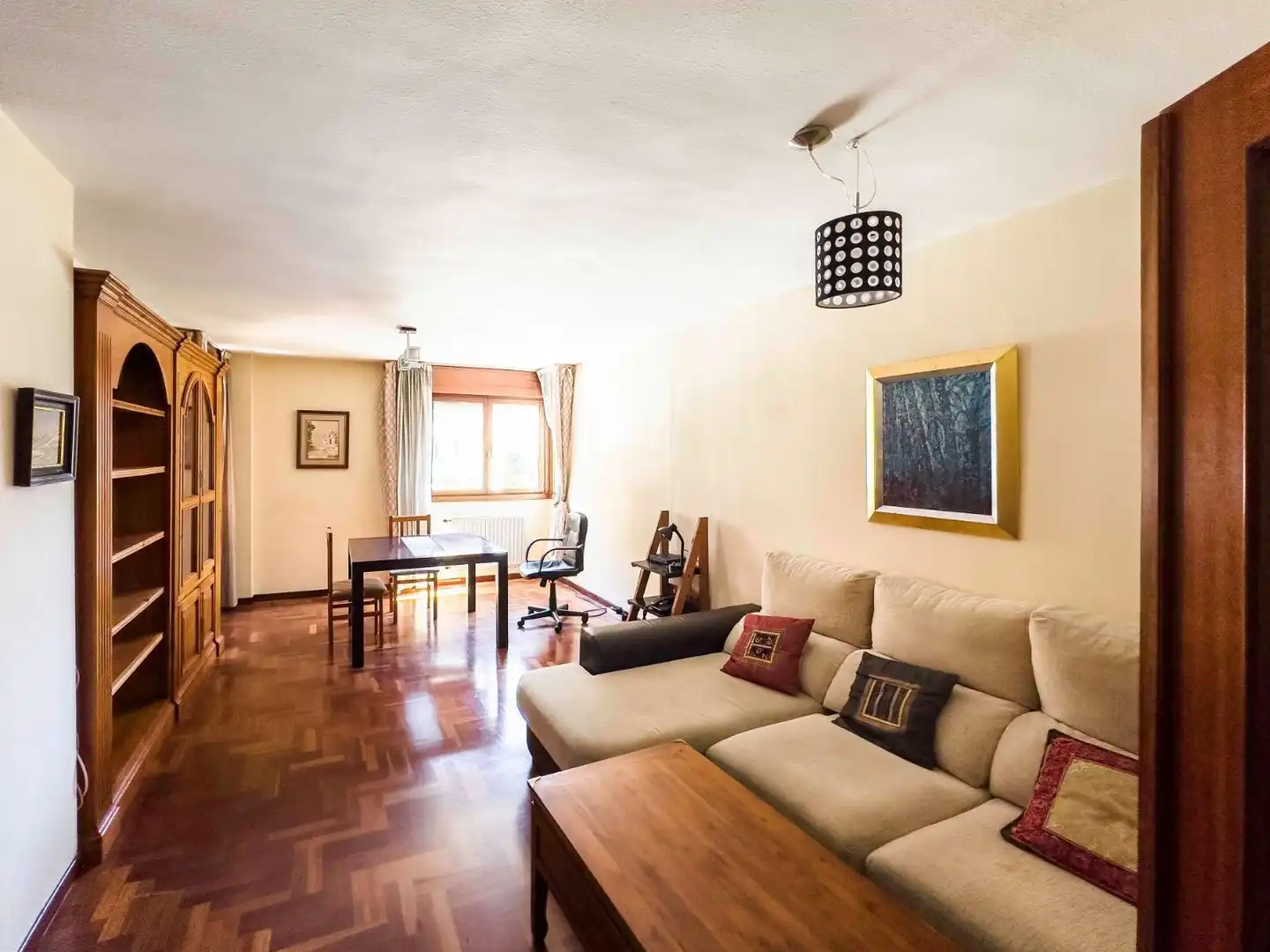 Living room of Flat for rent in Oviedo   with Heating, Private garden and Terrace