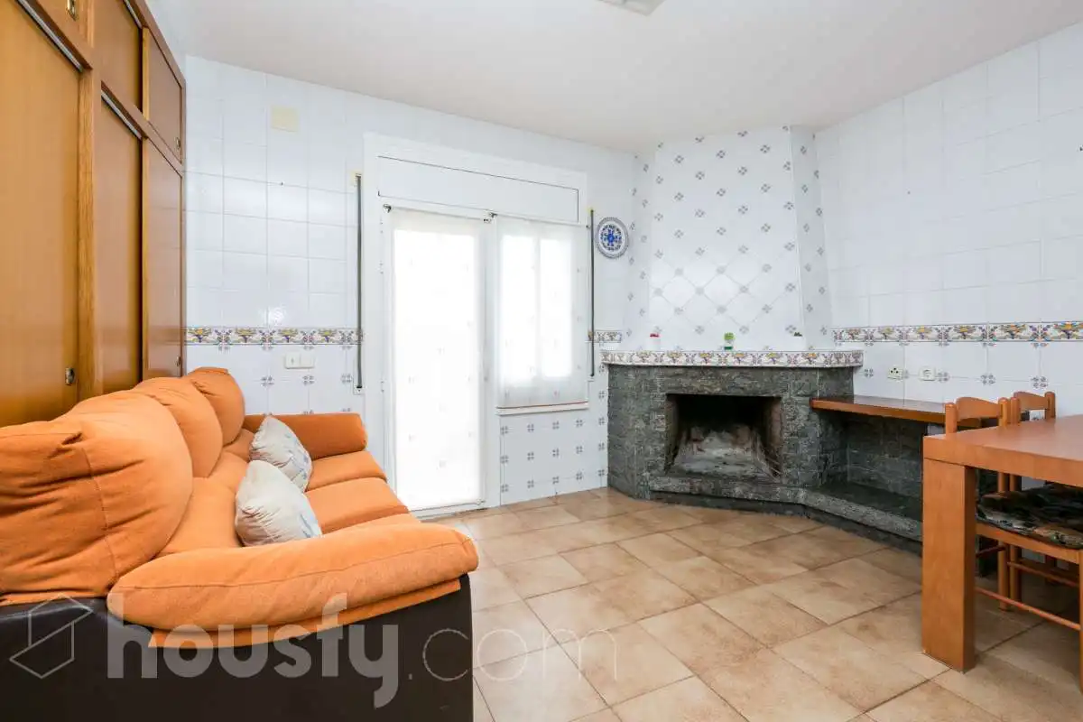 Sala d'estar de Casa o xalet en venda en Olèrdola amb Terrassa, Traster i Piscina