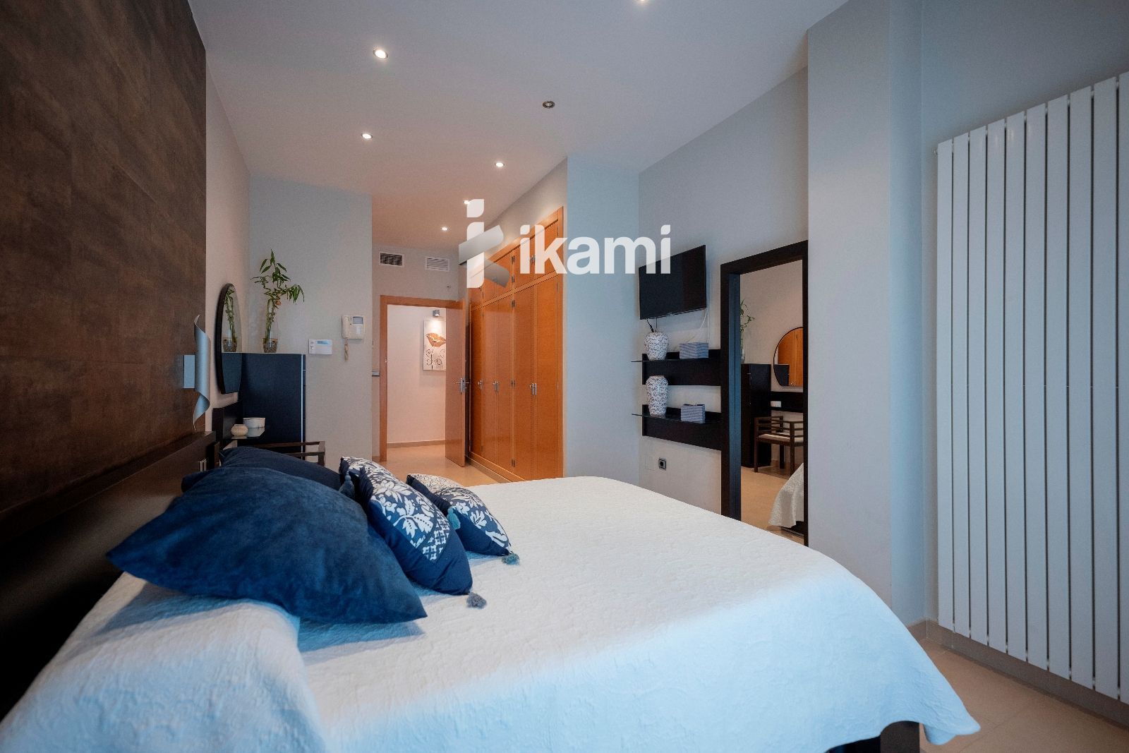 House or chalet for sale in del cementerio, Jerónimo y Avileses
