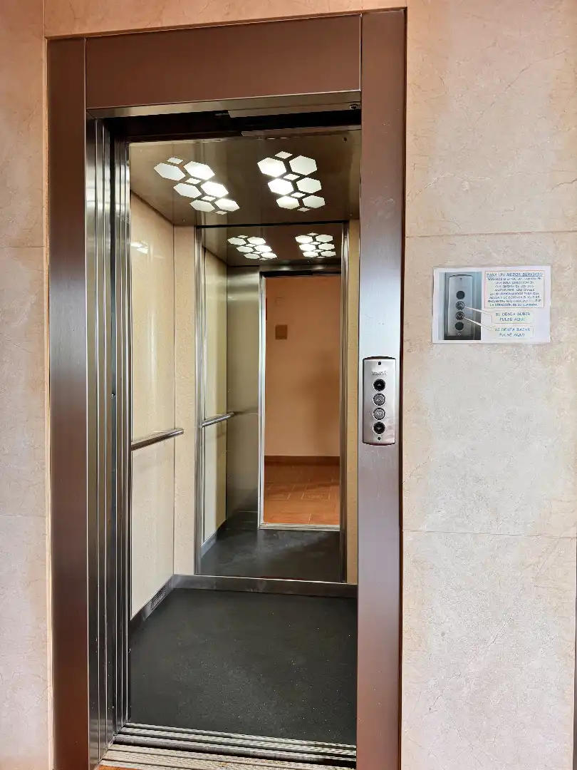 Apartamento en venta en Carrer Nevers, El Faro