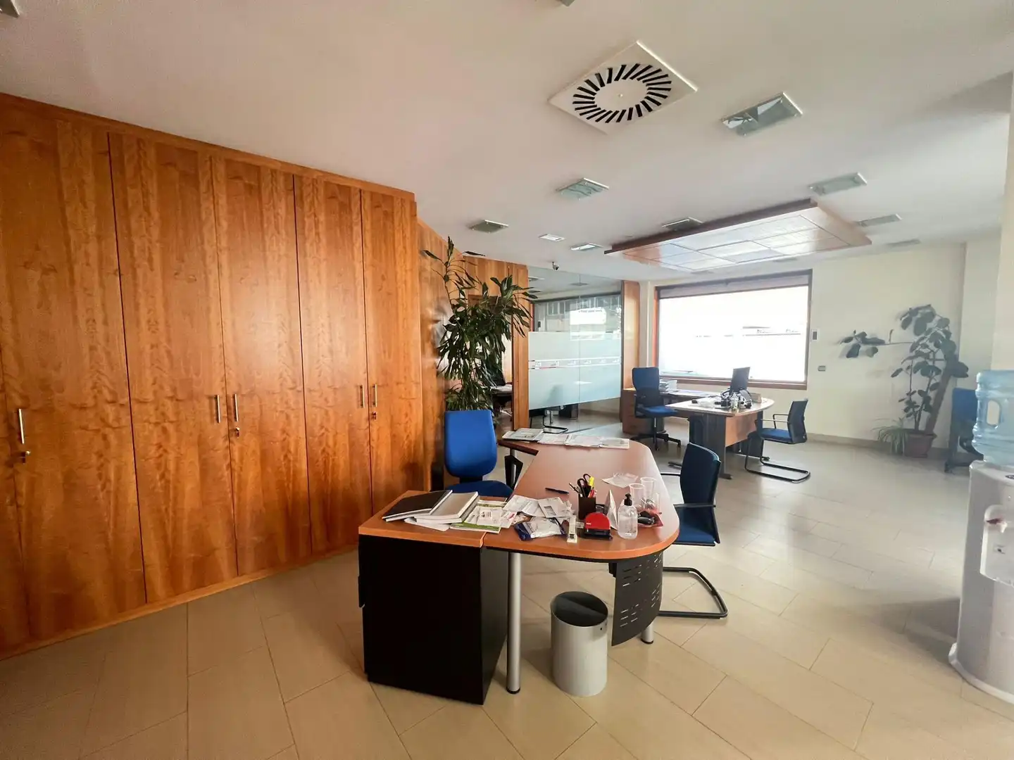 Local comercial en venda a Avenida FERROCARRIL, imagen 2