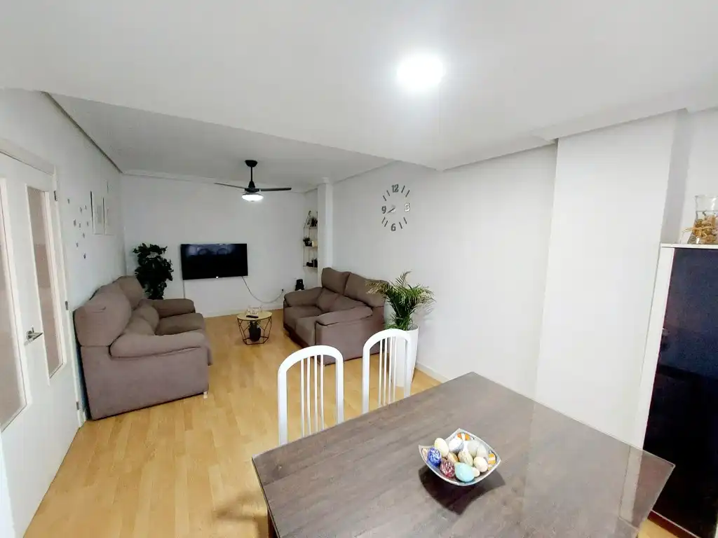 Casa adosada en venda a Maria Auxiliadora - Barriada de Llera