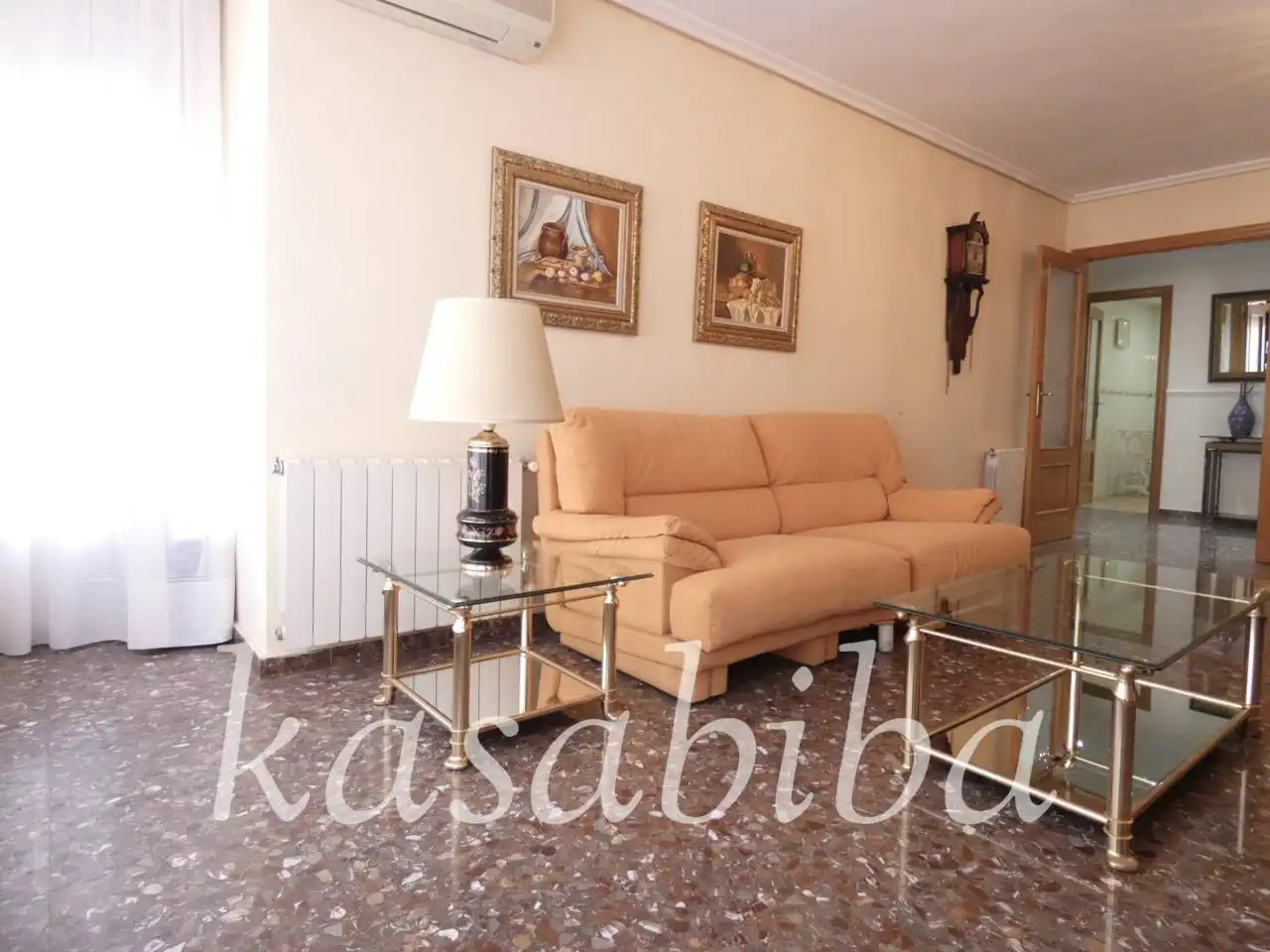 Piso en venta en Calle Ramón Muntaner, Avenida de la Paz
