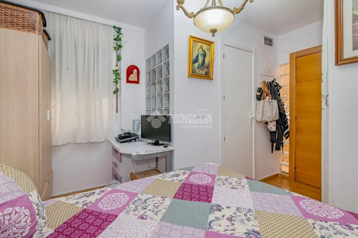 Bedroom of Flat for sale in Alhendín  with Air Conditioner and Furnished