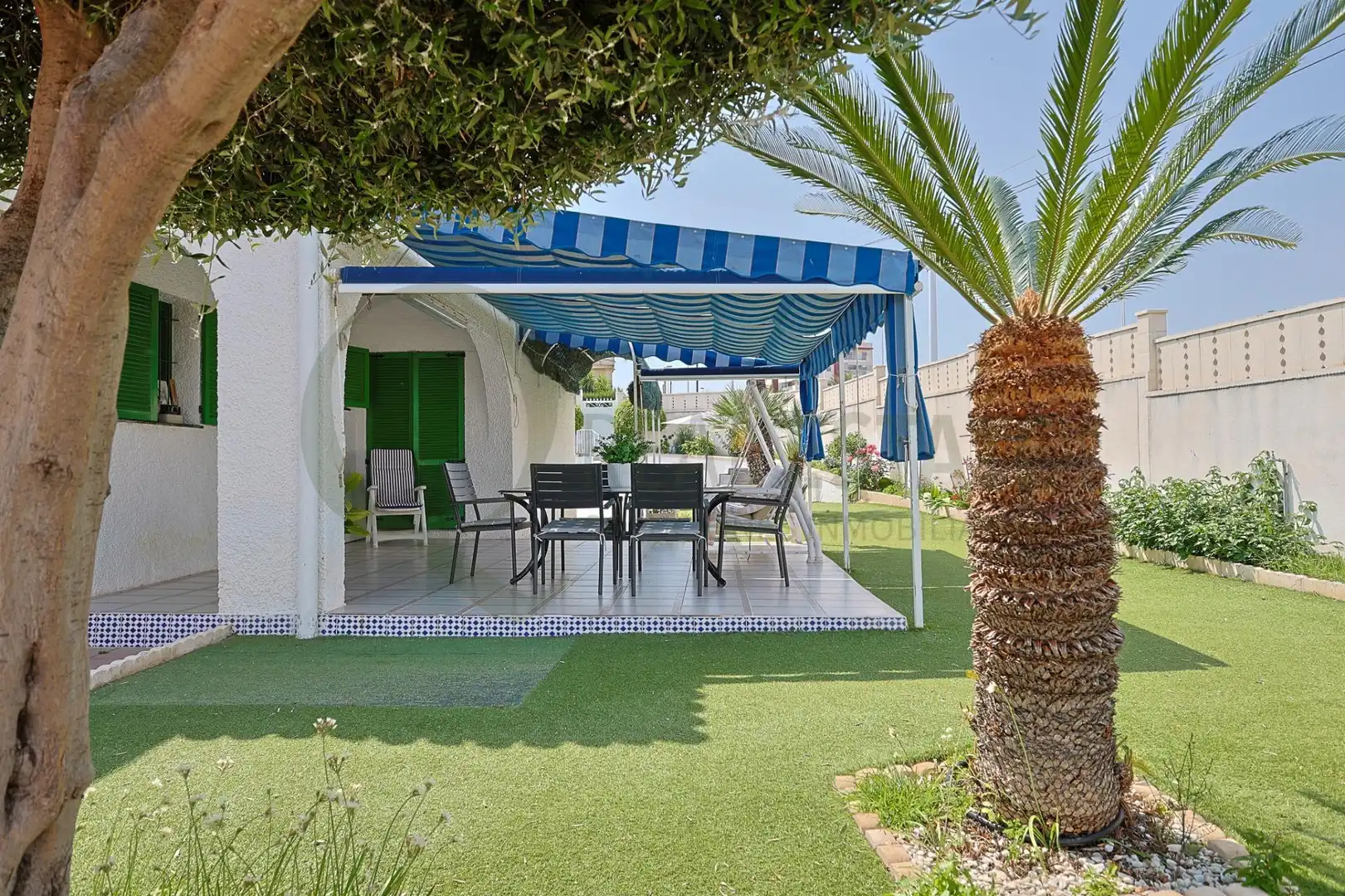 Terrassa de Casa o xalet en venda en Elche / Elx amb Jardí privat, Terrassa i Piscina