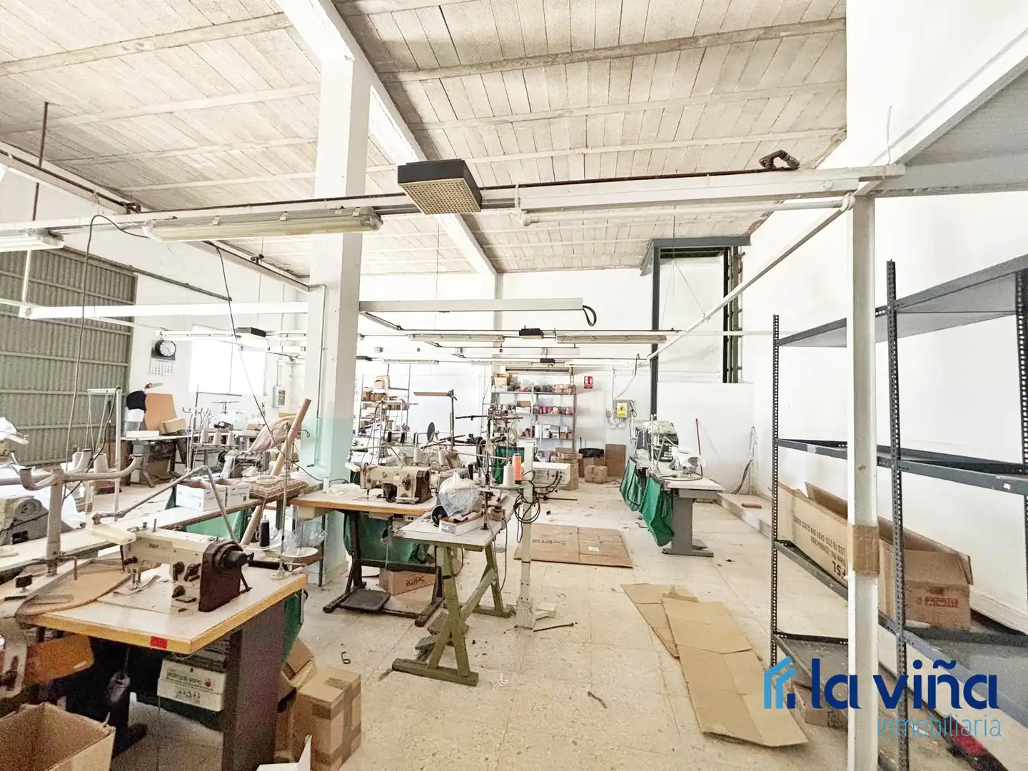 Nau industrial en venda en Cuevas Bajas