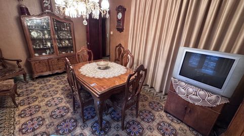Foto 2 de Piso en venta en Calle Blasco, El Carril - Paseo de Chapi, Villena