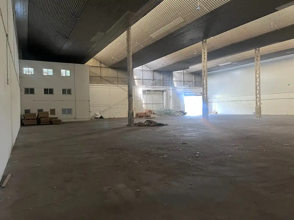 Industrial buildings for rent in Bergondo  with Heating