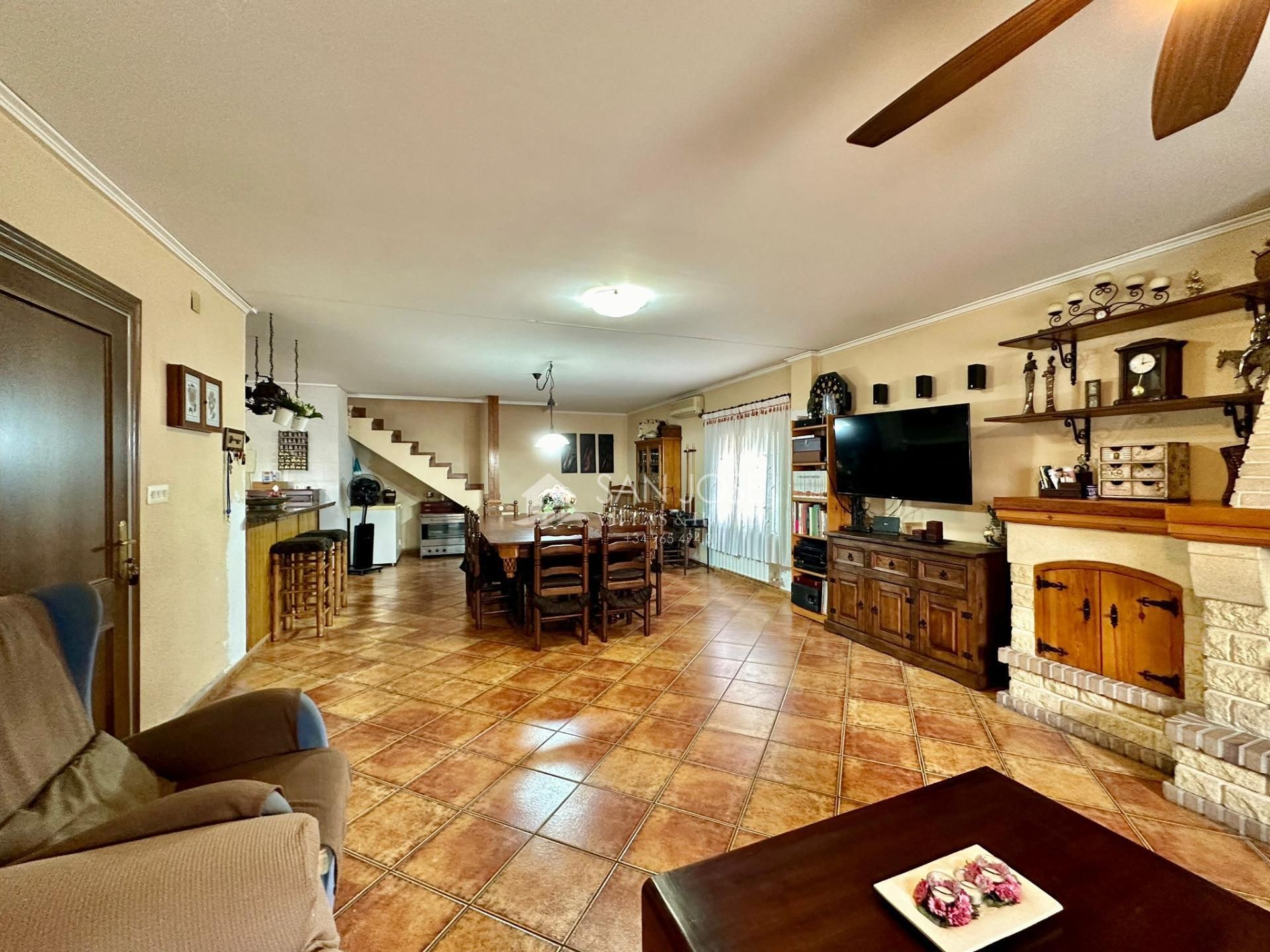 Living room of House or chalet for sale in Elche / Elx  with Heating, Private garden and Terrace